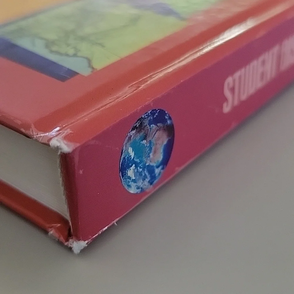 Student Discovery Bible A Journey Through God's Word Hard Cover - Picture 7 of 7